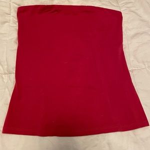 Reddish/pinkish tube top